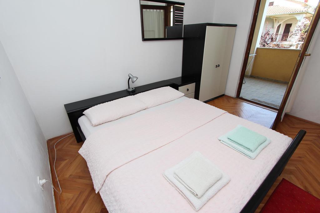 Apartments Lora Rovinj Exterior photo