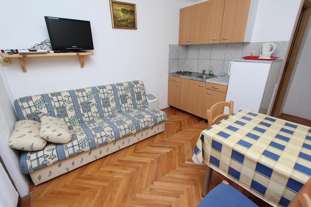 Apartments Lora Rovinj Exterior photo